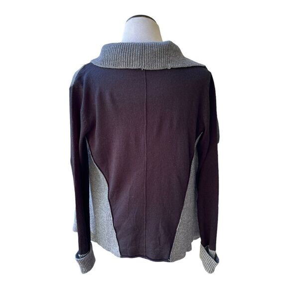 Venus Two Tone Black Gray Sweater Cardigan Size Small Preppy Classic Minimalist - Picture 3 of 9